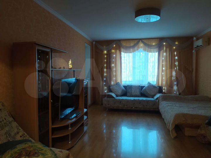 2-к. квартира, 80 м², 7/10 эт.