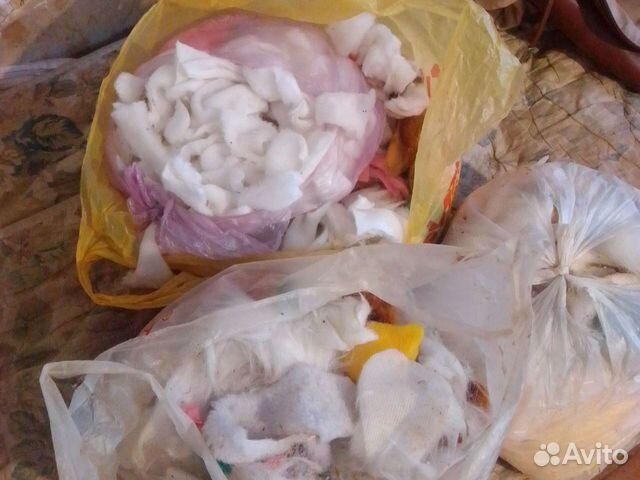 Кусочки искусственного меха разных цветов