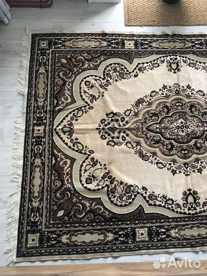 Ковёр коричневый 1,5*2 м