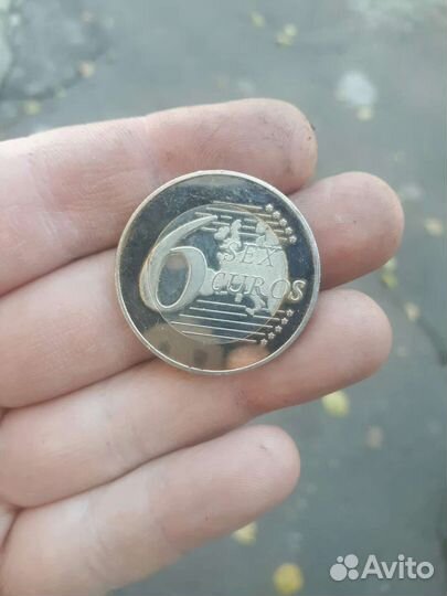 Монета