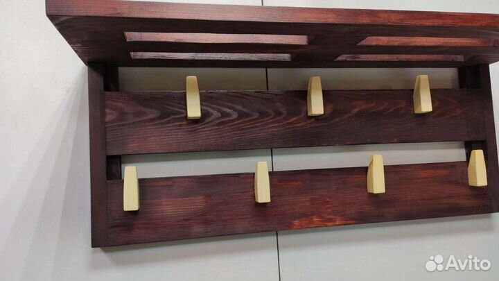 Вешалка настенная