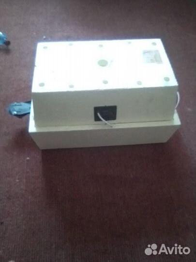 Продам инкубатор