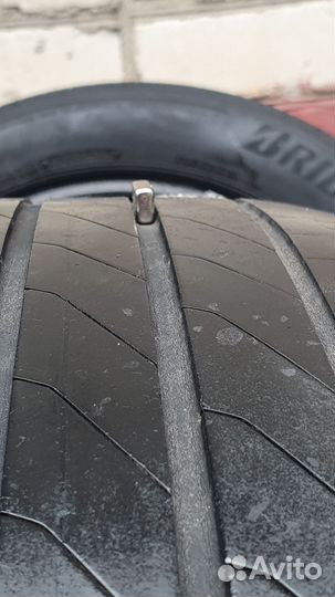 Bridgestone Turanza T005A 215/55 R17