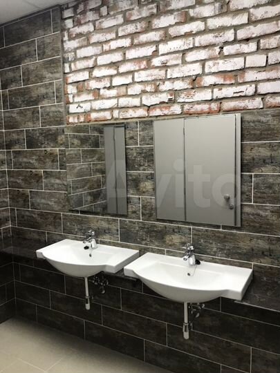 Офисное помещение, 1500 м²