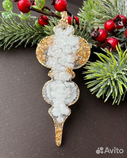 Новогодние игрушки из эпоксидной смолы