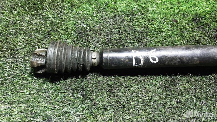 Привод передний правый Volkswagen Passat b6