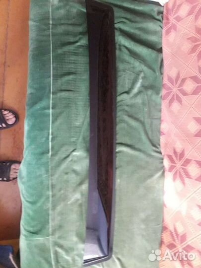 Спойлер на заднее стекло