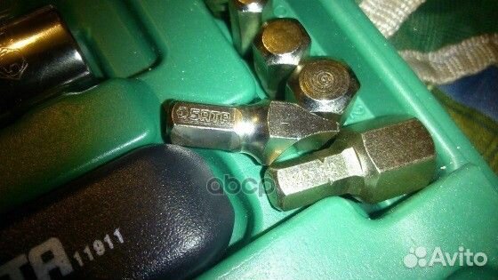 Инструмент в наборе 76 предметов. 09519 SATA