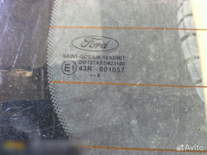 Стекло заднее Ford Focus II 2005-2008