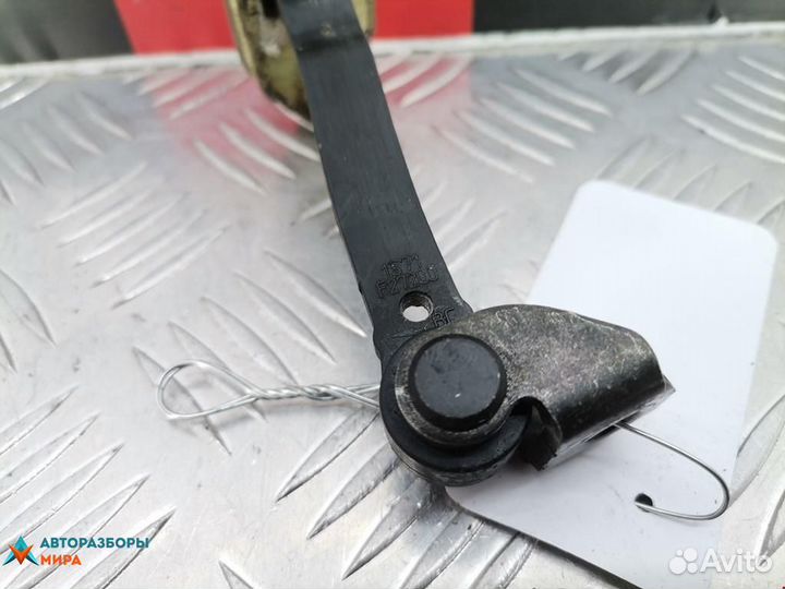 Ограничитель открывания двери Ford Mondeo 3 рест