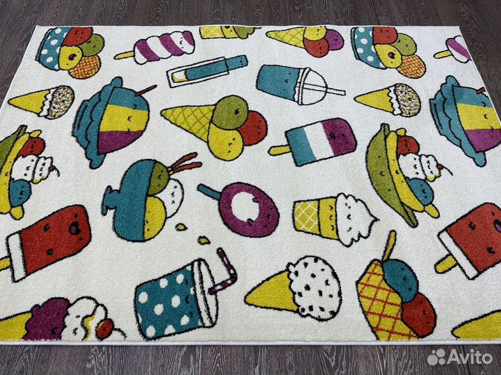 Ковер 1.6х2.3м