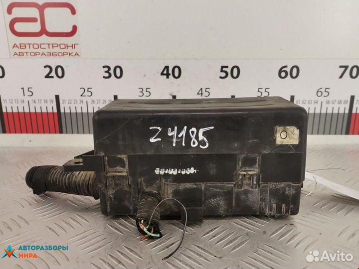 Блок предохранителей Chevrolet Aveo T200 2005