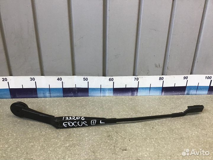 Поводок стеклоочистителя передний левый Ford Focus