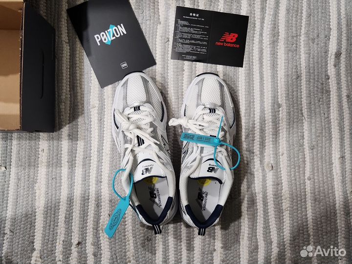 New Balance 530