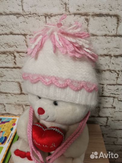 Шапка зимняя для девочки на год