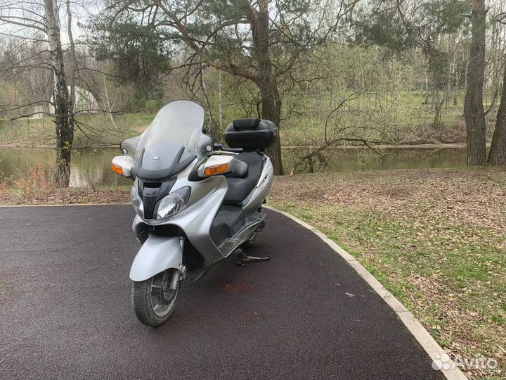 Suzuki skywave burgman 650