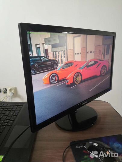 Монитор Samsung 22