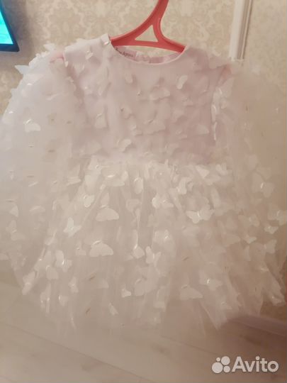 Платье новое нарядное дизайнерское