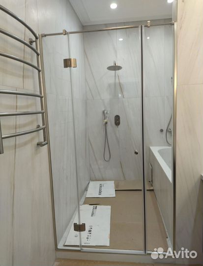 Стеклянная перегородка в ванную