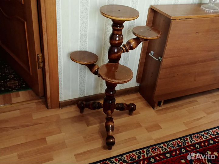 Подставка для цветов