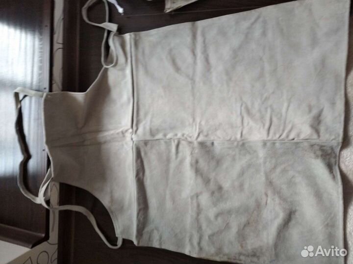 Сварочные фартук и нарукавники