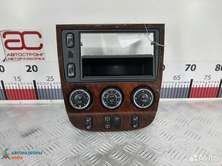 Рамка под магнитолу Mercedes-Benz M-Класс