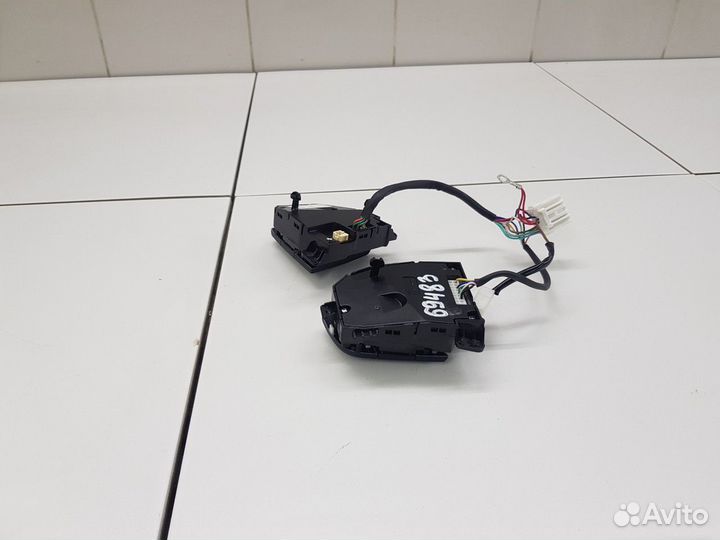 Блок кнопок на руль (Chery Tiggo 4)