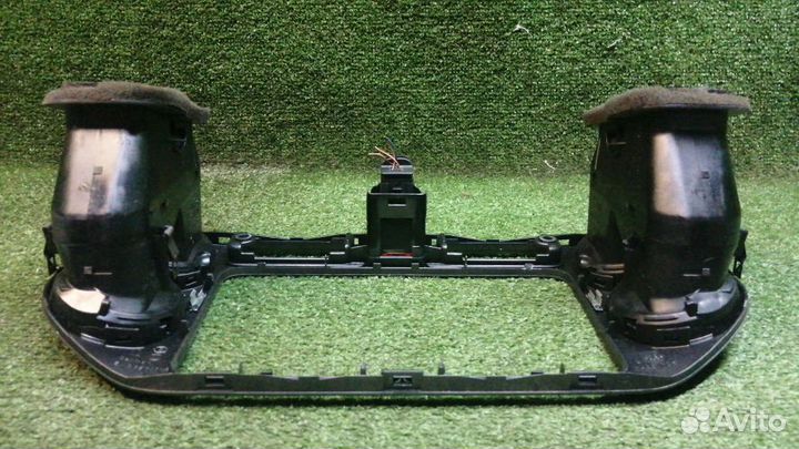 Дефлектор обдува салона Volkswagen Tiguan Передний