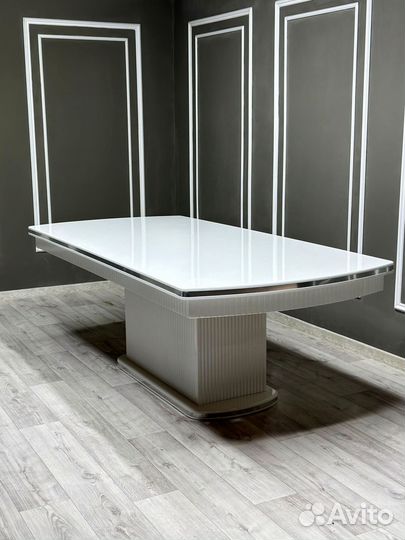 Стол, стулья набор.Оплата при получении