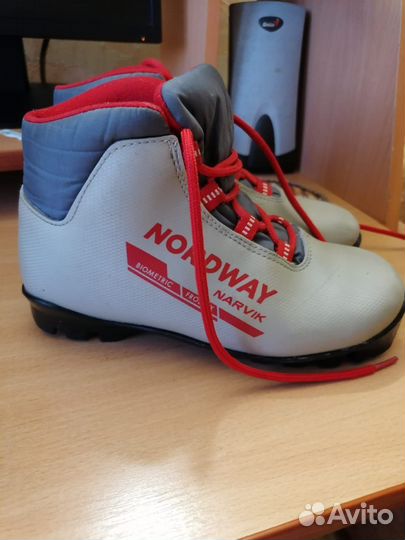 Лыжные ботинки классические