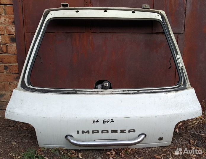 Дверь задняя Импреза GF2