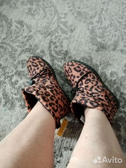 Дутики женские