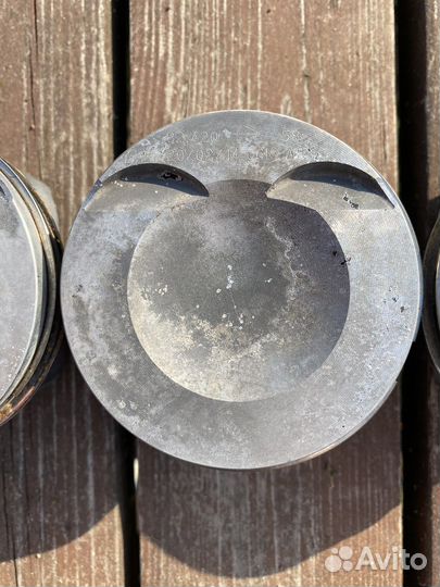 Поршни от ауди Q5