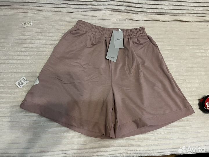 Шорты и футболка