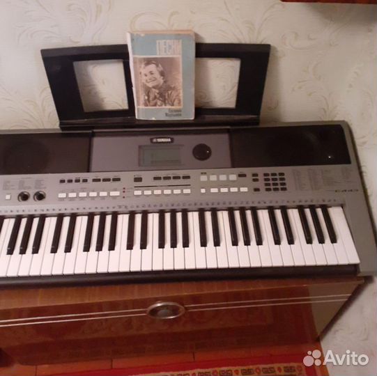 Синтезатор yamaha 443