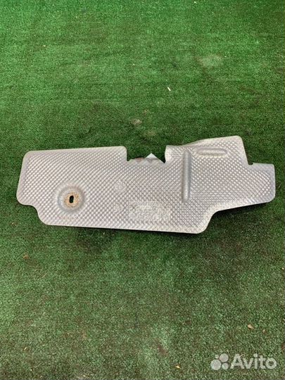 Тепловой экран Bmw 320I F30 N20B20B 2013