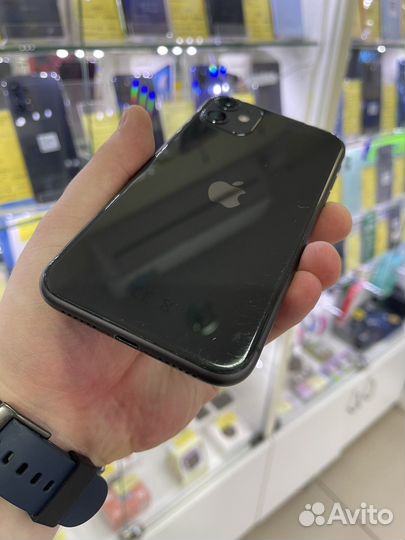 iPhone 11, 64 ГБ