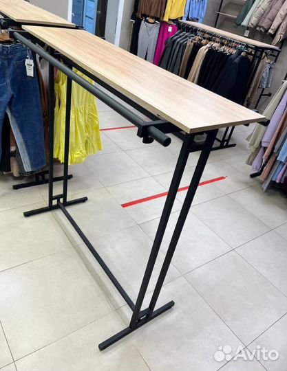 Рейл для одежды