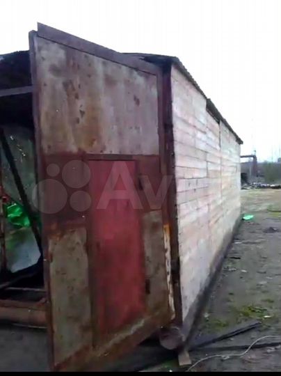 Гараж, > 30 м²