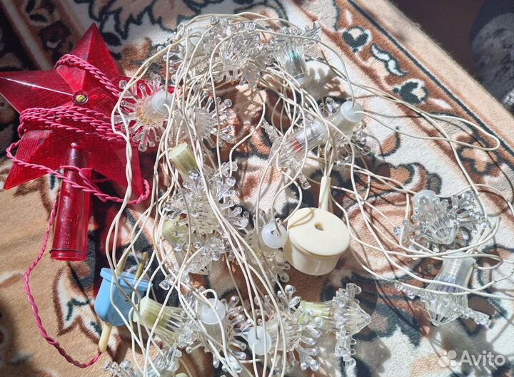 Гирлянда и звезда СССР