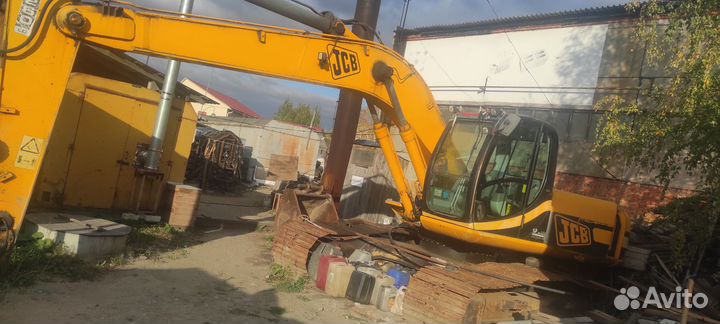 Гусеничный экскаватор JCB JS 260LC, 2008
