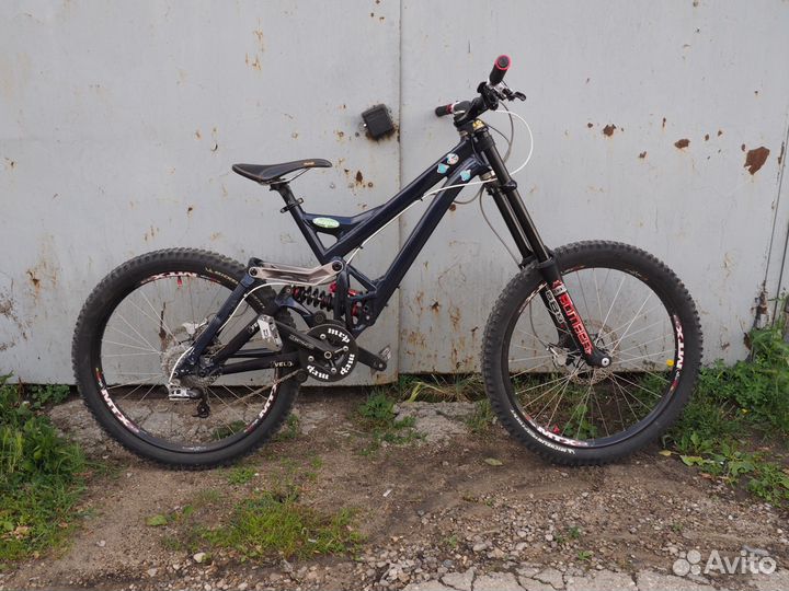 Specialized cheap demo nine