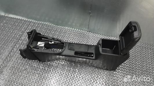 Подлокотник центральный nissan X-trail T31 (AOL07I