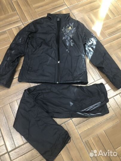 Костюм спортивный