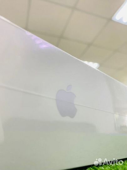 Ноутбук Apple MacBook Pro M2