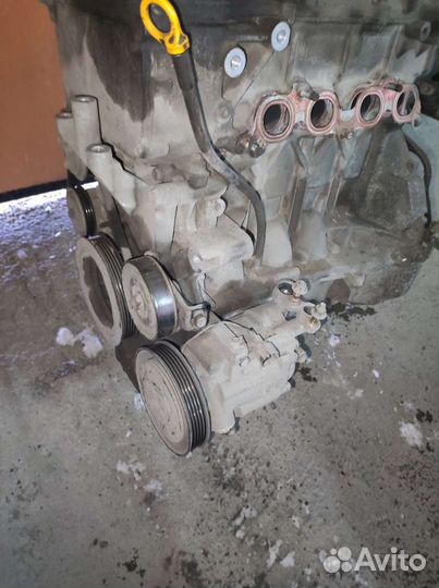 Двигатель Nissan cr12de