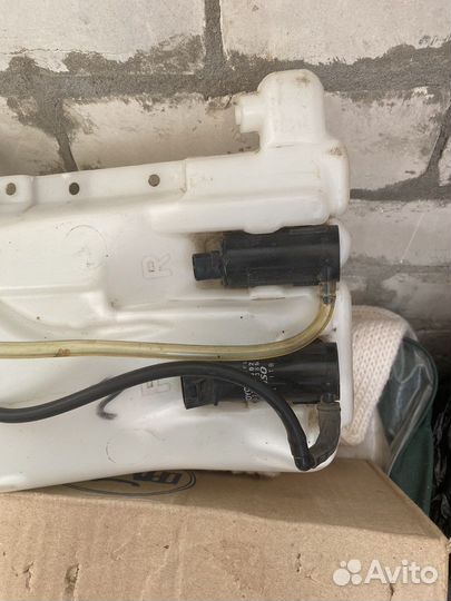 Бачок омывателя