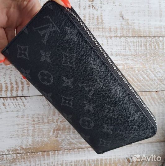 Пормоне Louis Vuitton