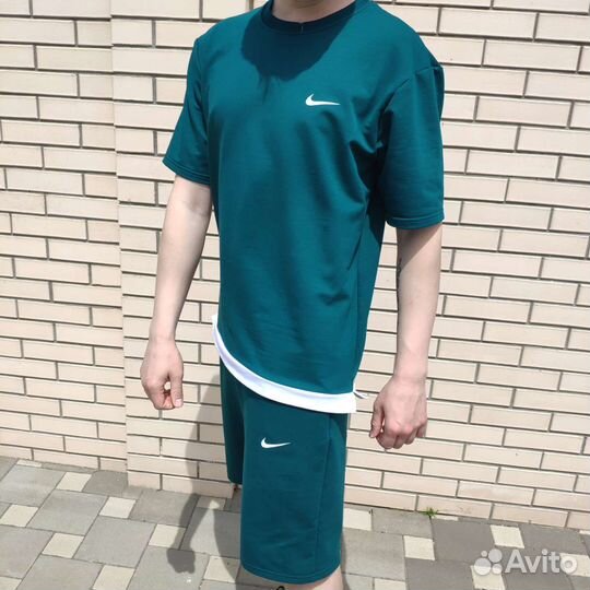 Спортивный костюм мужской Nike