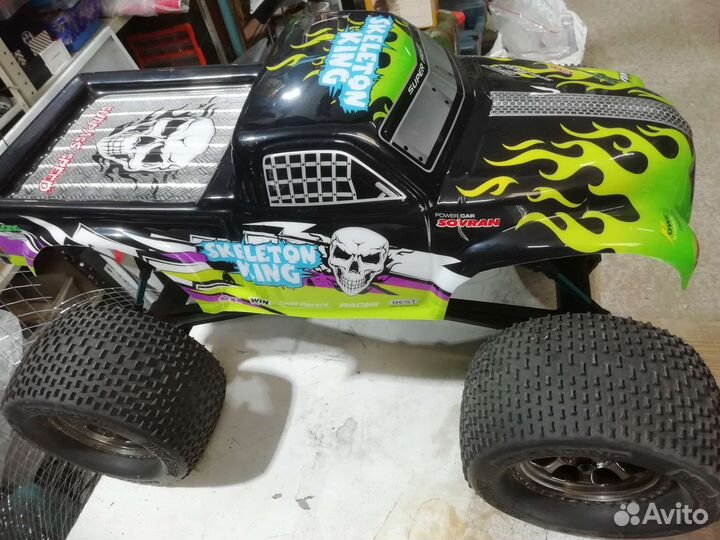 Монстр 1:8
